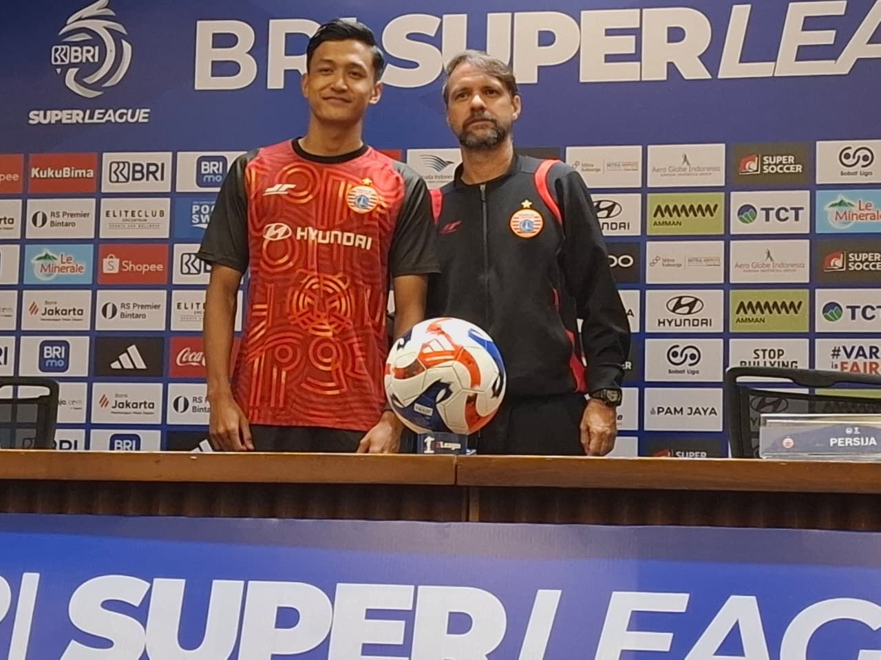 Lebih Pilih Dony Tri Pamungkas Ketimbang Shayne Pattynama, Ini Penjelasan Mauricio Souza