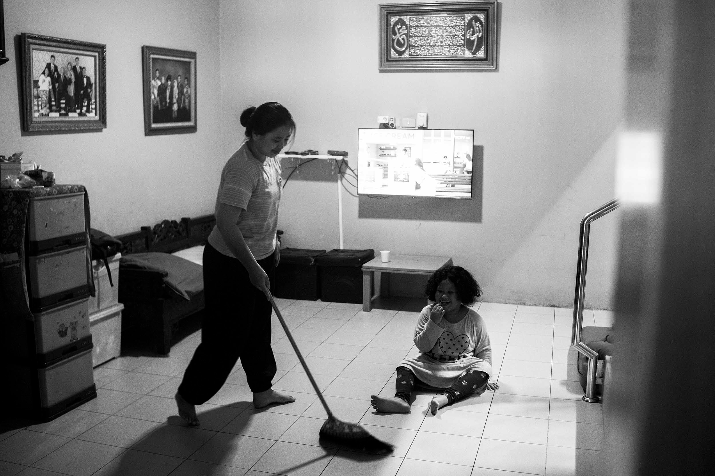 Lantai Cepat Berdebu Meski Sering Disapu, Ini Penyebab yang Kerap Tak Disadari di Rumah