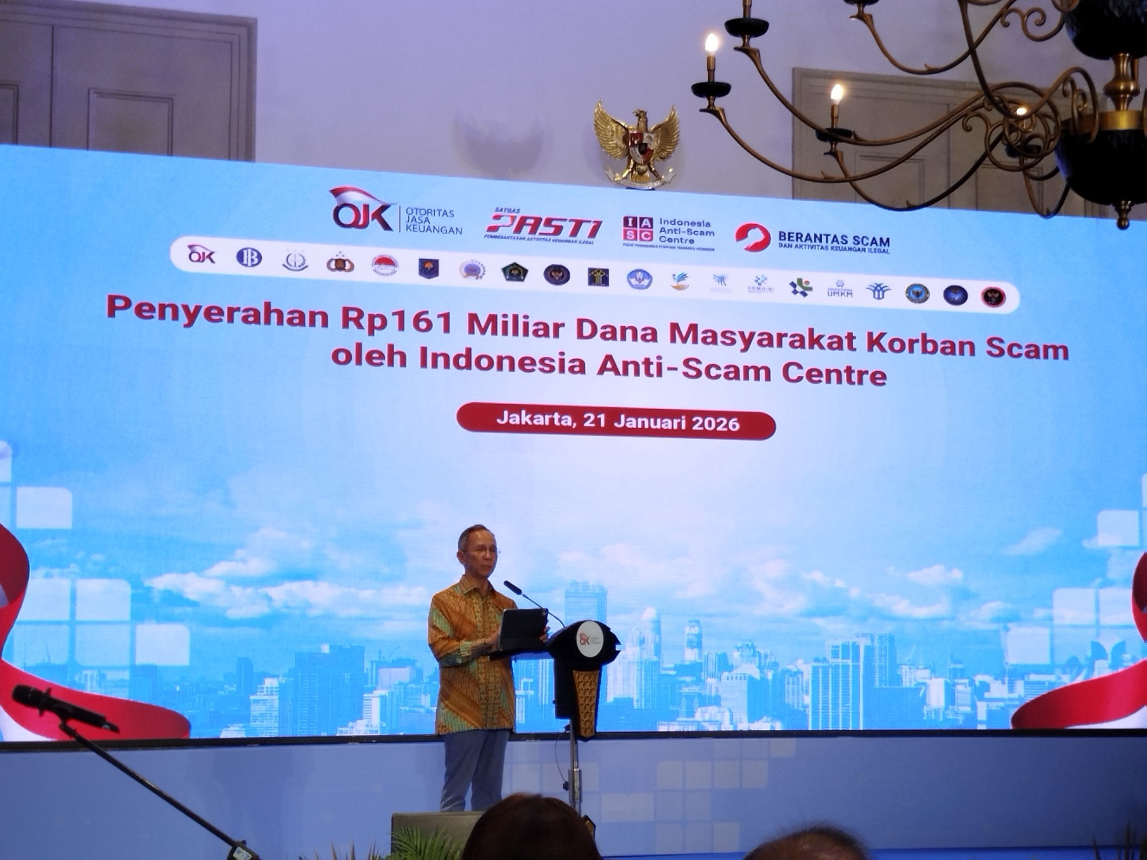 IASC OJK Pulihkan Dana Korban Penipuan Rp161 Miliar