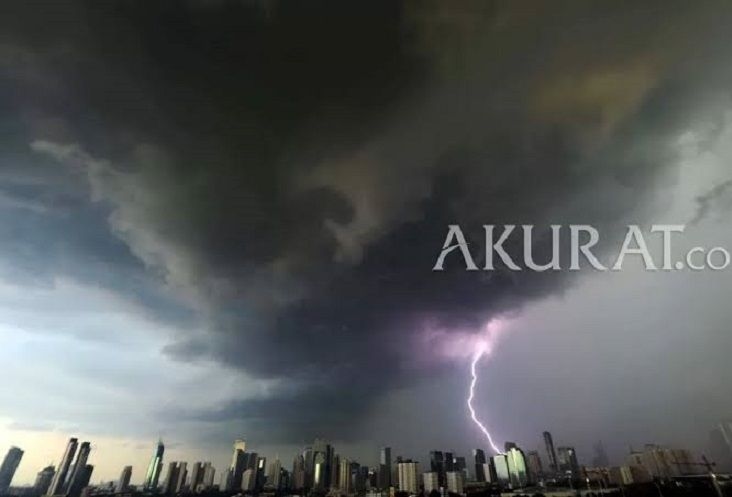 Awan Tebal Diprakirakan Selimuti Jakarta Sepanjang Hari Ini