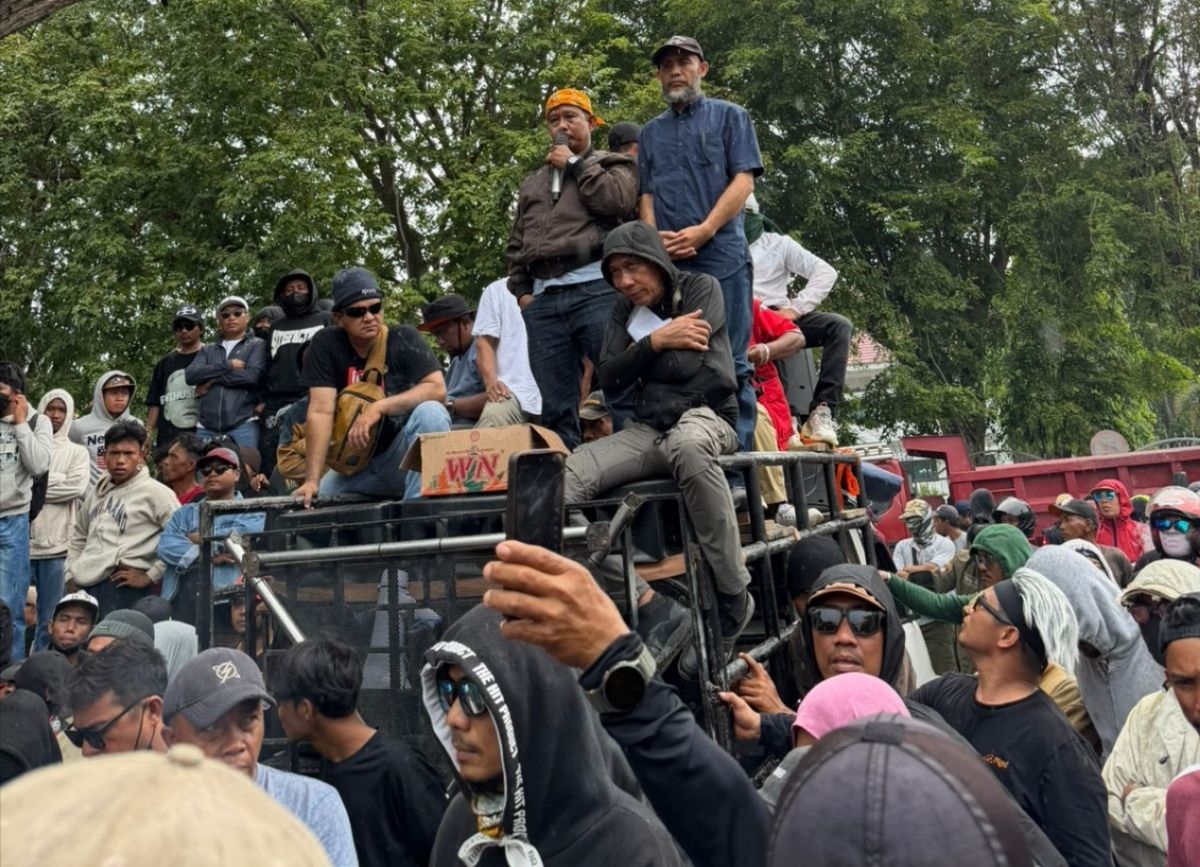 Ribuan Penambang Rakyat Poboya Gelar Aksi Desak Penciutan Lahan Konsesi PT CPM