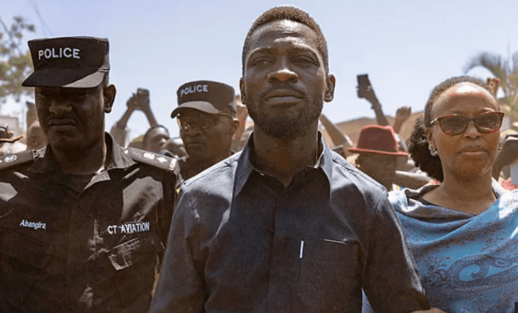 Penghitungan Suara Pilpres Uganda Diwarnai Isu Penculikan Kandidat Oposisi