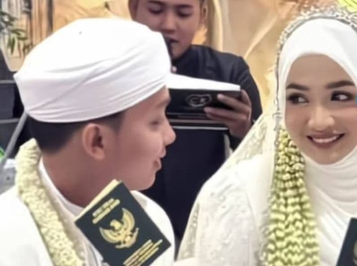 Berapa Mahar Ning Umi Laila Dinikahi oleh Gus Anas Hidayatulloh?