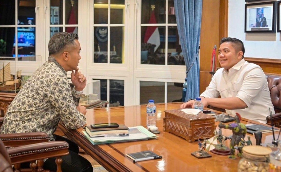 Seskab Teddy dan Anindya Bakrie Bahas Rencana Kunjungan Presiden Prabowo ke Inggris dan Swiss