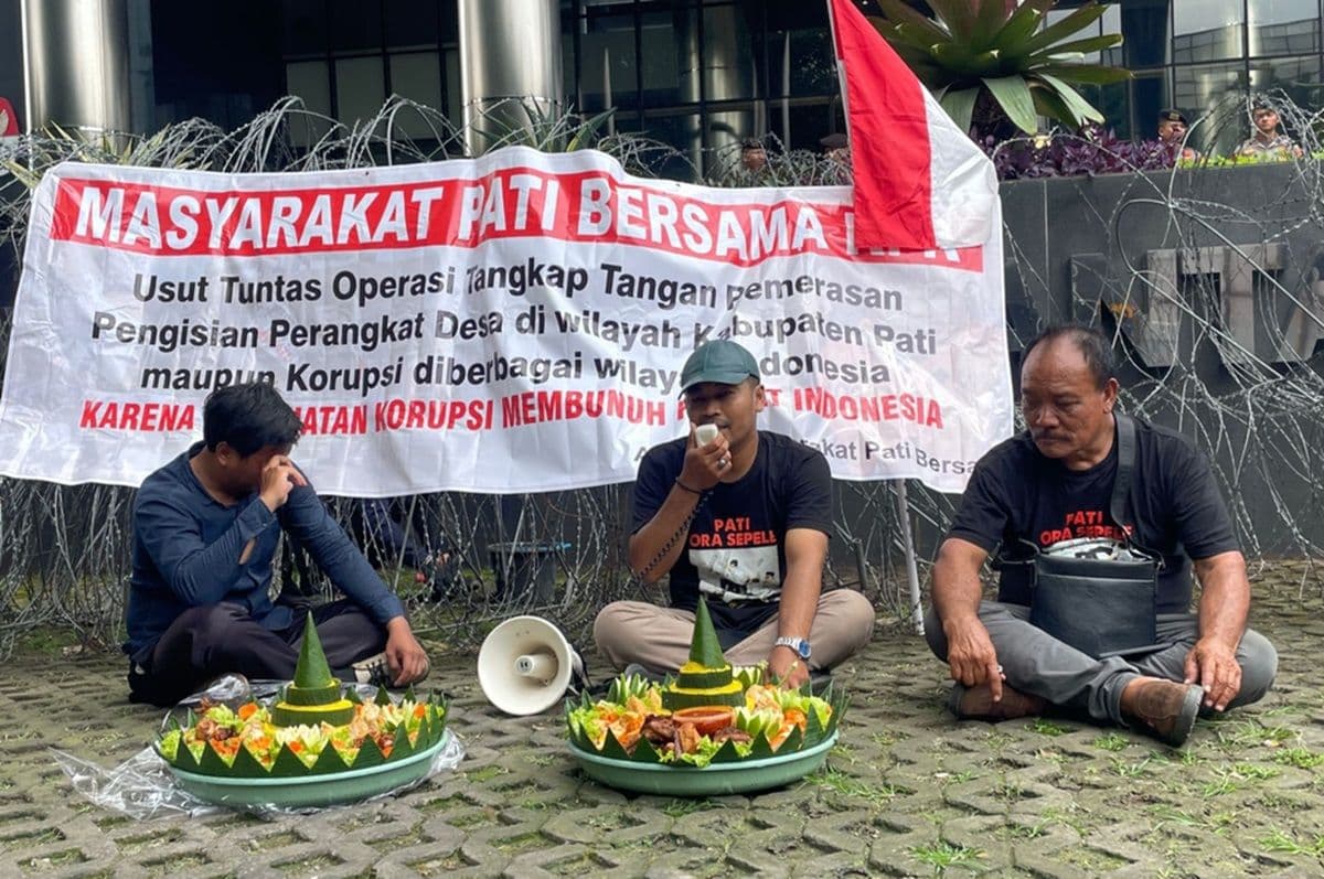 Tumpengan di Gedung KPK, Warga Pati Dukung Penuntasan Korupsi Sudewo