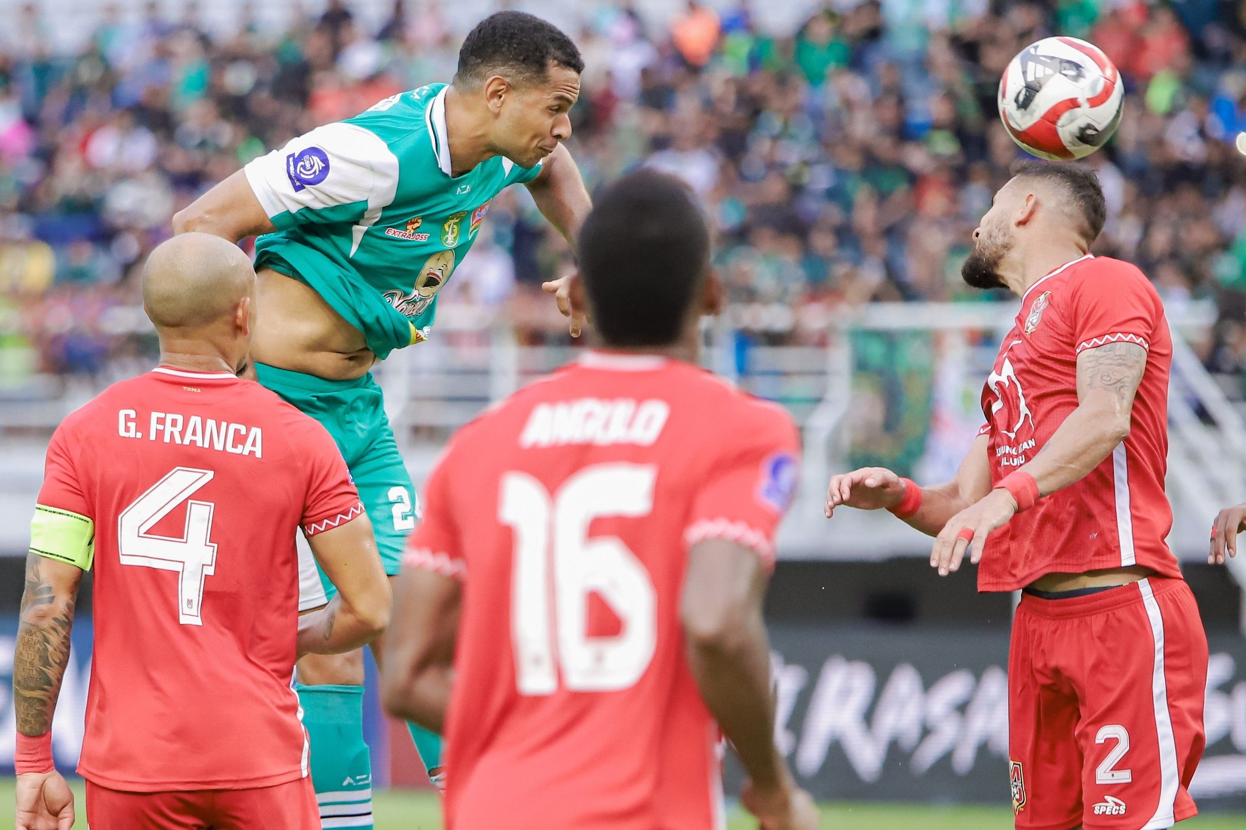 Persebaya vs Malut United: Laskar Kie Raha Tumbang di GBT, Hendri Susilo Klaim Timnya Sudah Maksimal