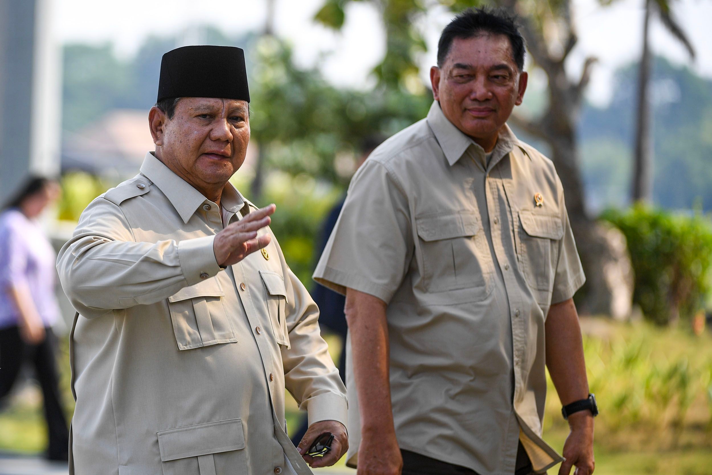 Sjafrie Sjamsoeddin Masuk Bursa Capres 2029, Ray Rangkuti: Kecil Peluang Berpasangan dengan Prabowo