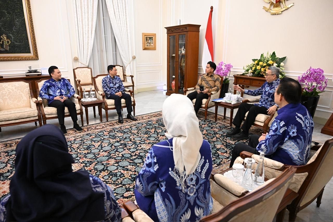 Perkuat UKM, Gibran Dorong Produk Lokal Isi Etalase Utama Pusat Perbelanjaan