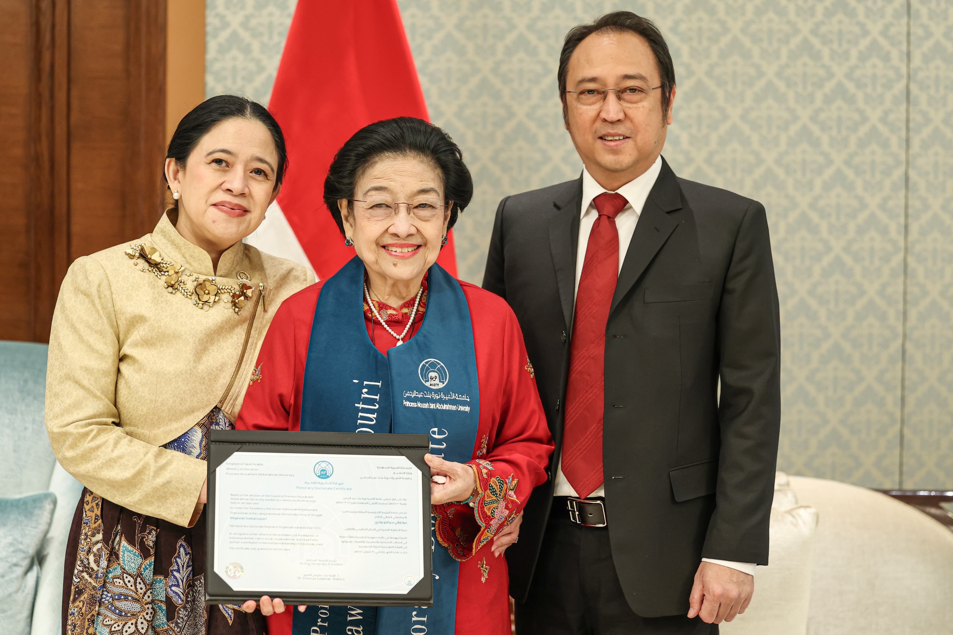 Megawati Kenalkan Puan Saat Berpidato di Riyadh: Perempuan Harus Bisa Segalanya