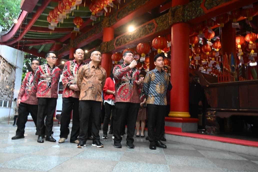 Gibran Tinjau Persiapan Imlek di Sam Poo Kong Semarang, Tekankan Pentingnya Harmoni Kebangsaan
