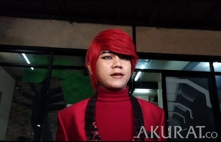 Pesulap Merah Tegas Bela Istri Kedua, Bantah Tuduhan Pelakor hingga Penyebab Kematian Istri Pertama