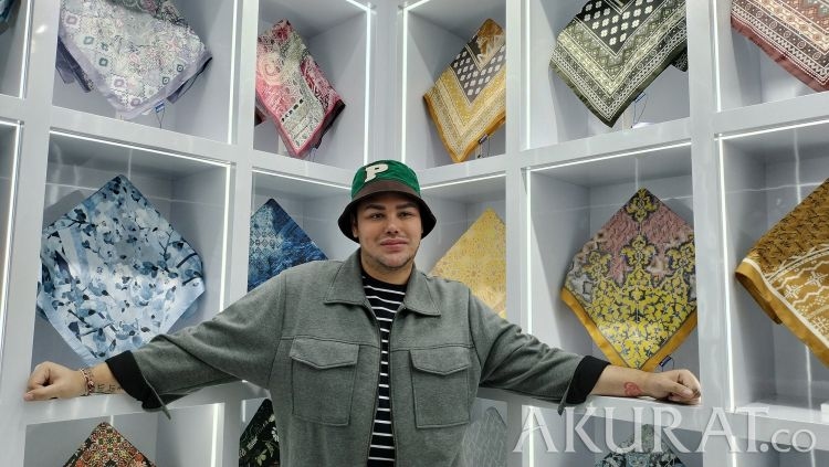 Turun Hampir 25 Kilo, Ivan Gunawan Pilih Tetap Pakai Baju Kebesaran sebagai Pengingat Perjuangan