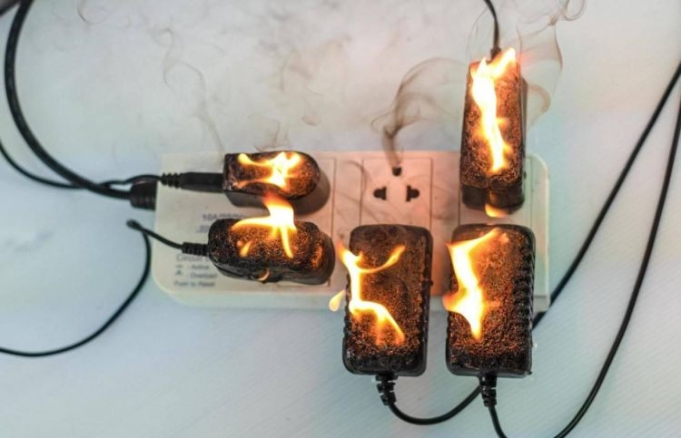 Korsleting Listrik Jadi Penyebab Utama Kebakaran Rumah, Ini Cara Mencegahnya