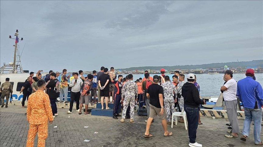 Feri Angkut Ratusan Penumpang Tenggelam di Filipina Selatan